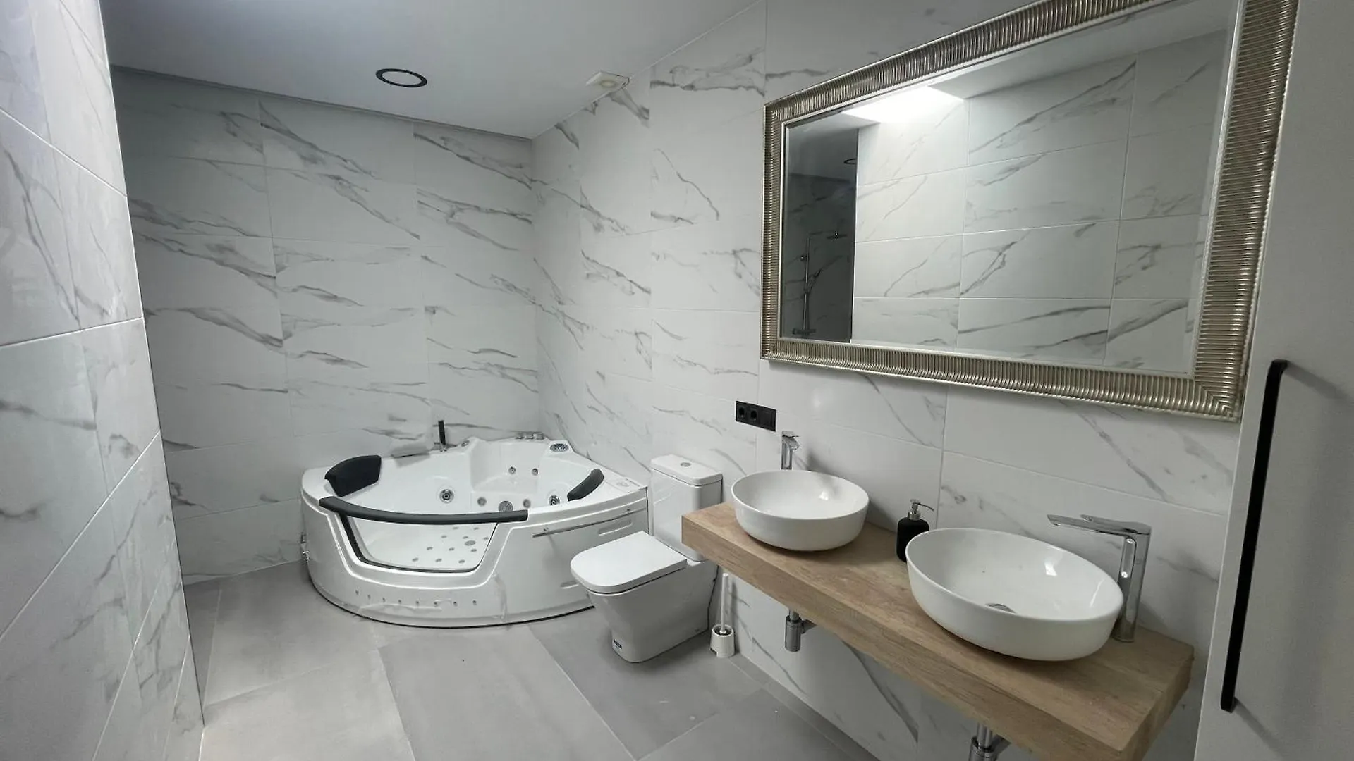 Suite Lithos Benalup-Casas Viejas Spain