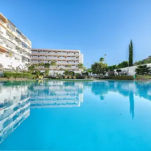 https://pool-front-holiday-home.in-canary-islands.com