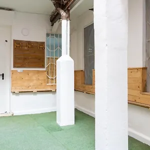 https://apartamento-souvenirs-malaga.hotelsinnerja.org